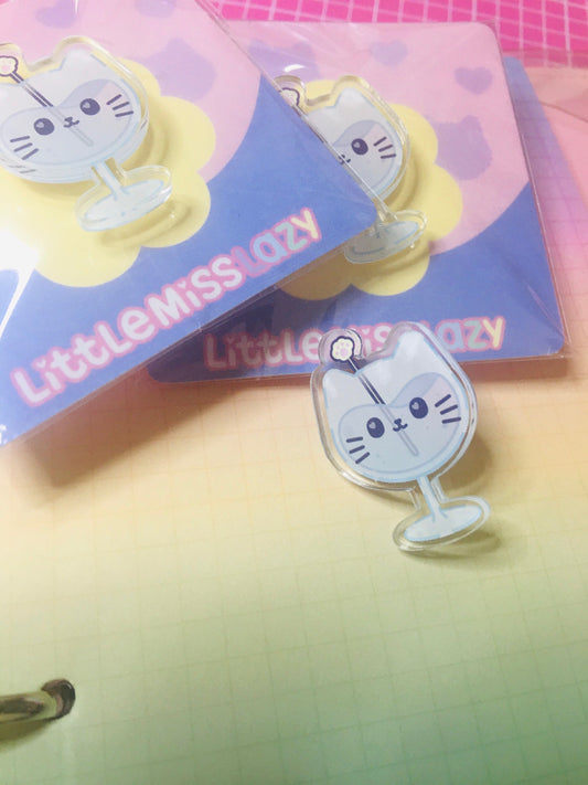 Pin acrílico Lazy cocktail